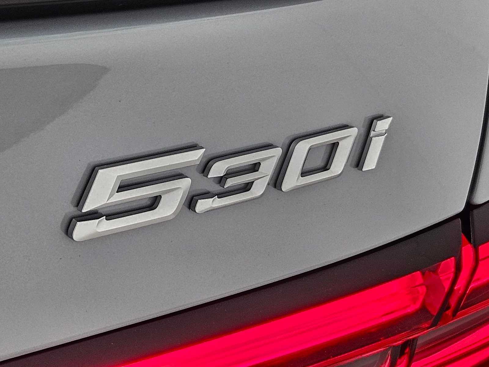 2024 BMW 5 Series 530i xDrive 11