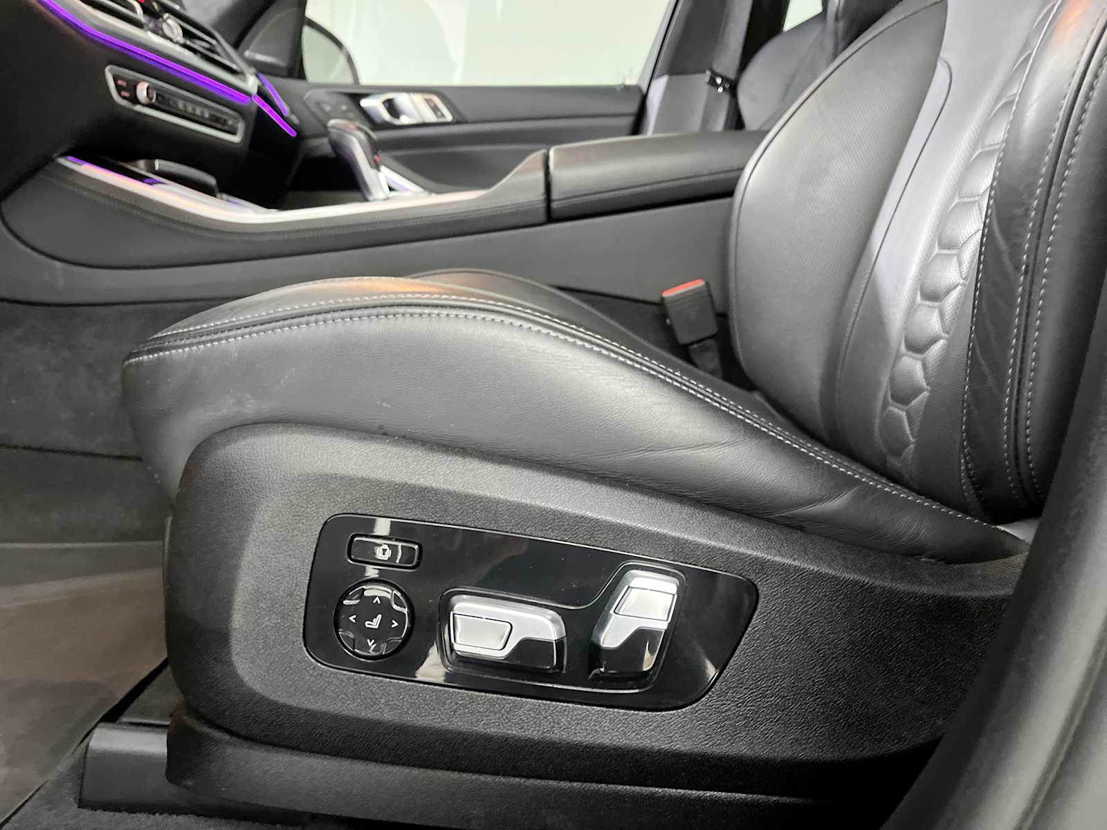 Thumbnail: 2022 BMW X5 - 20