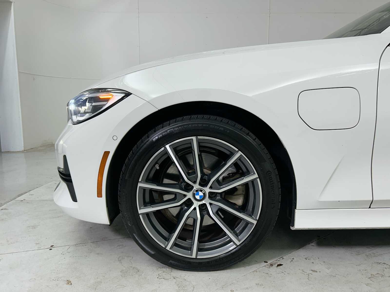 Thumbnail: 2021 BMW 3 Series - 19