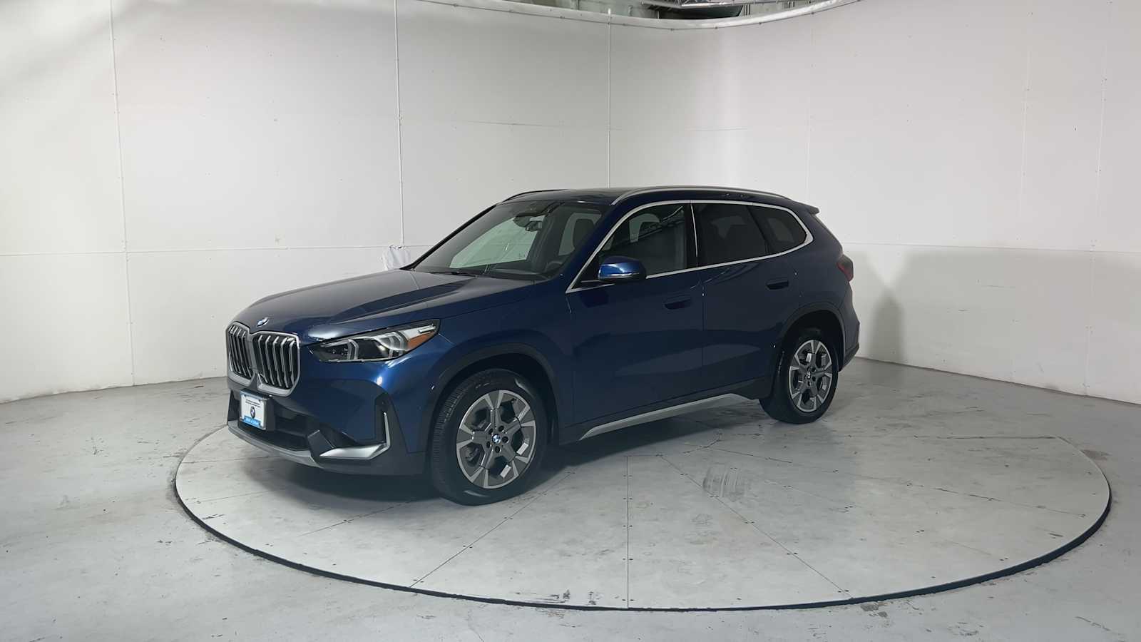 Thumbnail: 2025 BMW X1 - 6