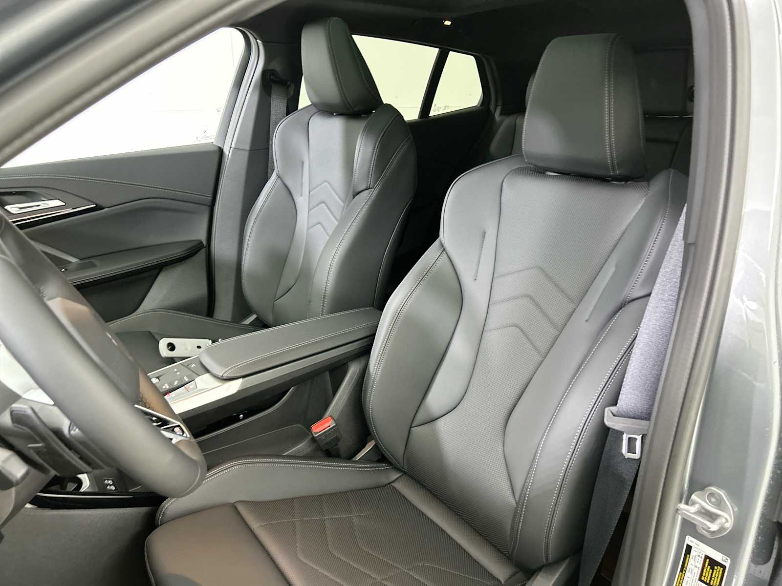 Thumbnail: 2026 BMW X2 - 13