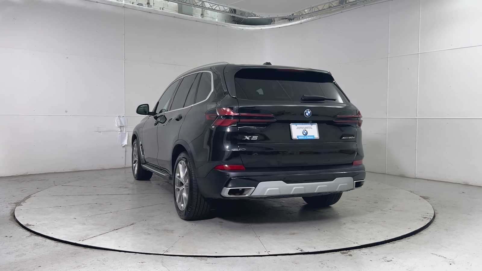 2025 Bmw X5 xDrive50e photo 2