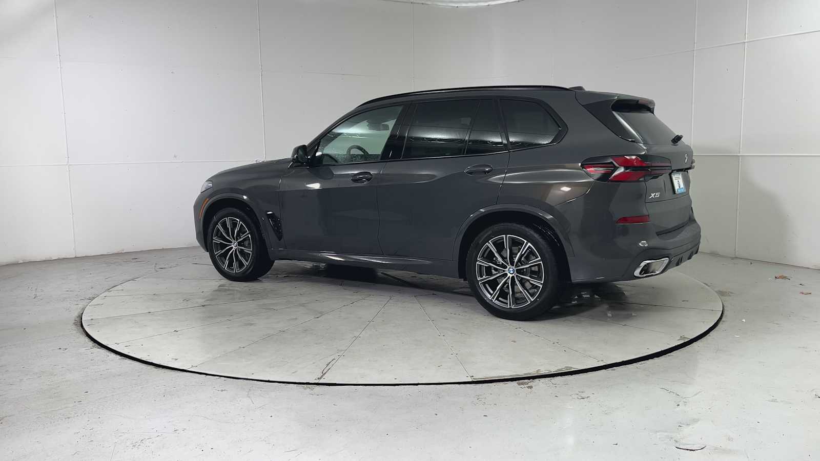 Thumbnail: 2026 BMW X5 - 4