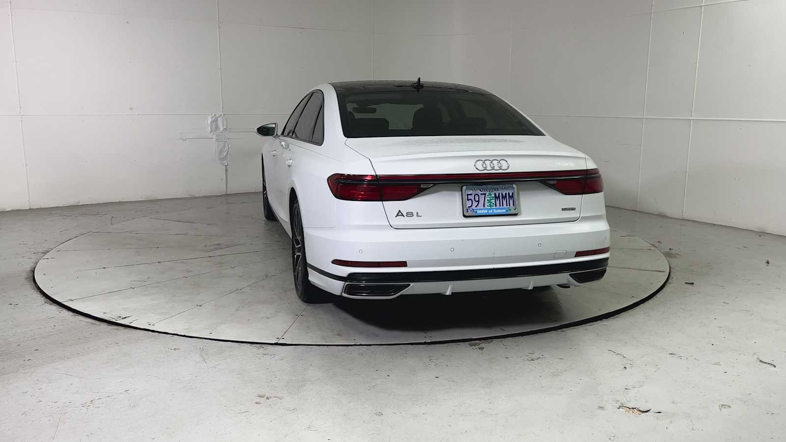 Thumbnail: 2020 Audi A8 - 3