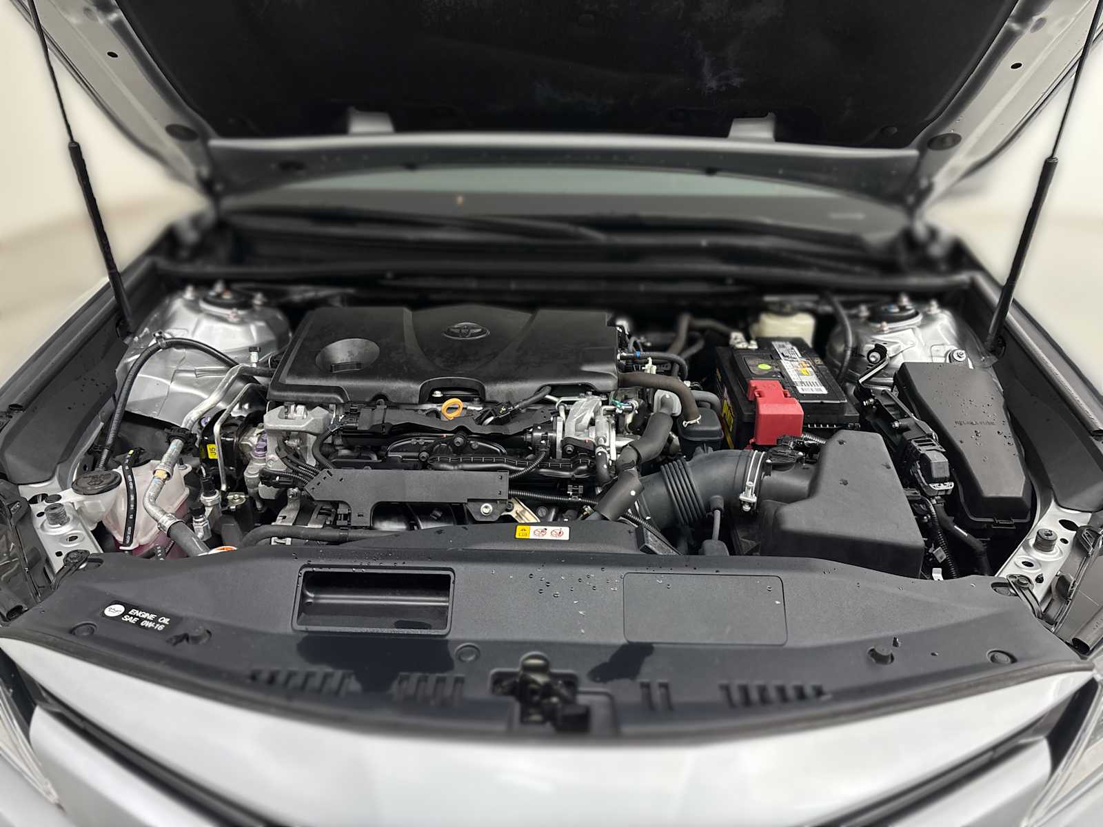 Thumbnail: 2018 Toyota Camry - 16