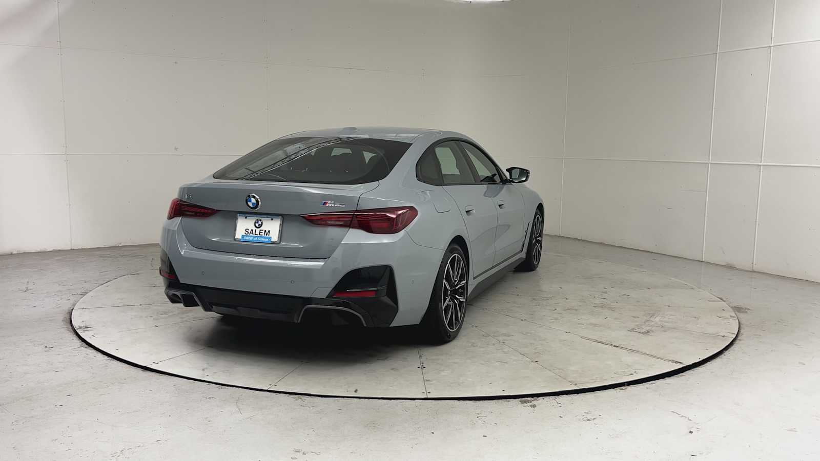 Thumbnail: 2026 BMW i4 - 2