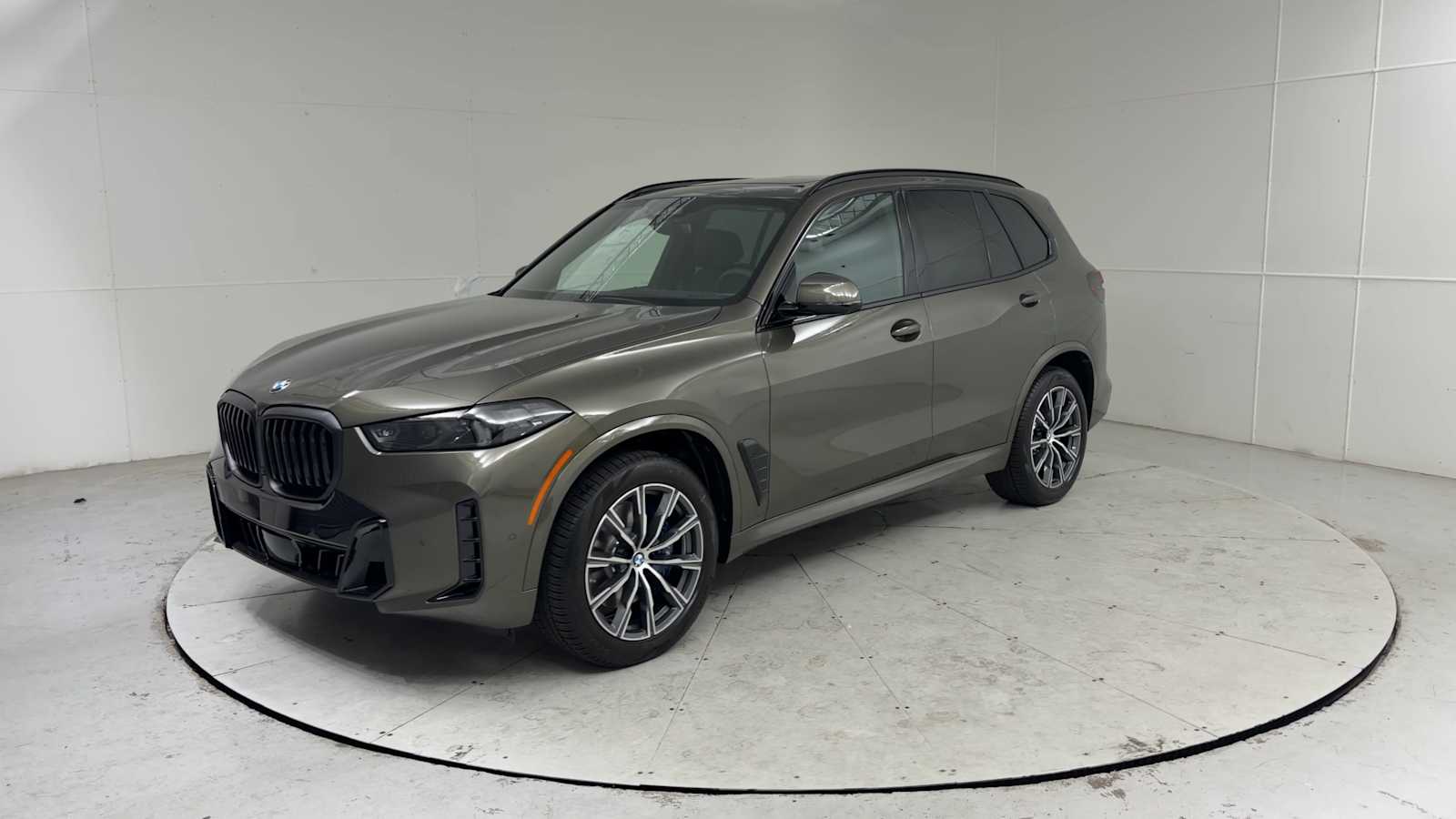 Thumbnail: 2026 BMW X5 - 6