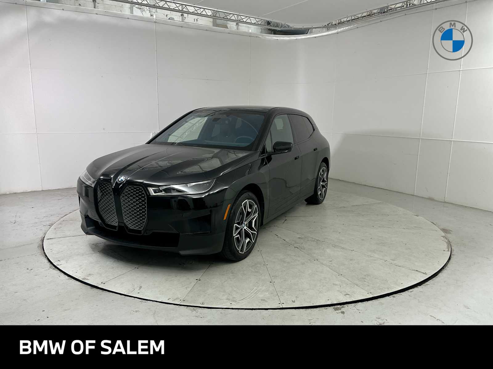 Thumbnail: 2024 BMW iX - 1