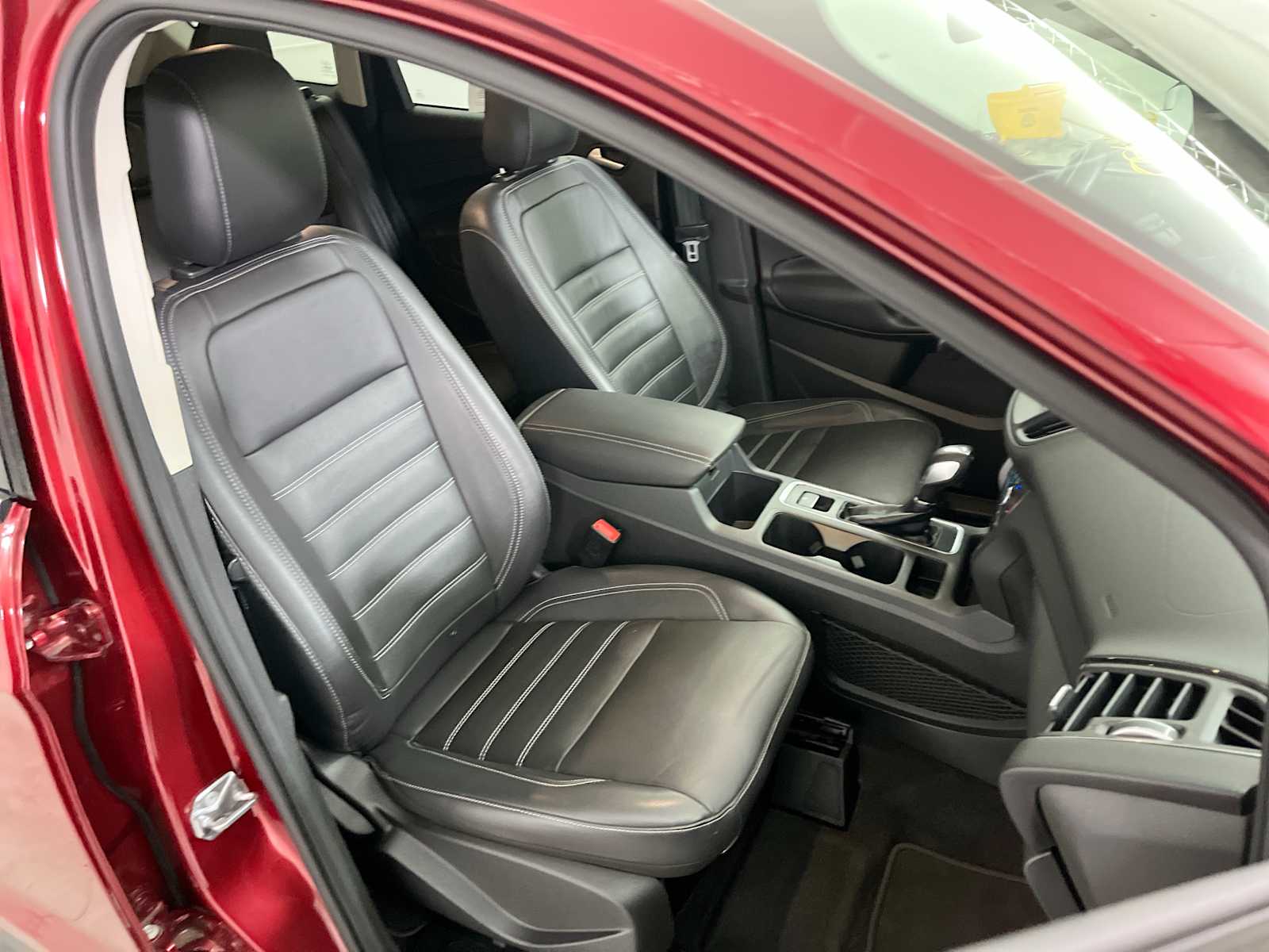 Thumbnail: 2018 Ford Escape - 24