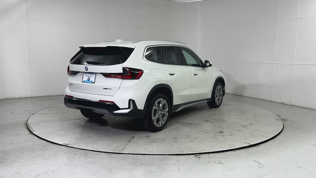 New 2026 BMW X1 xDrive28i SUV