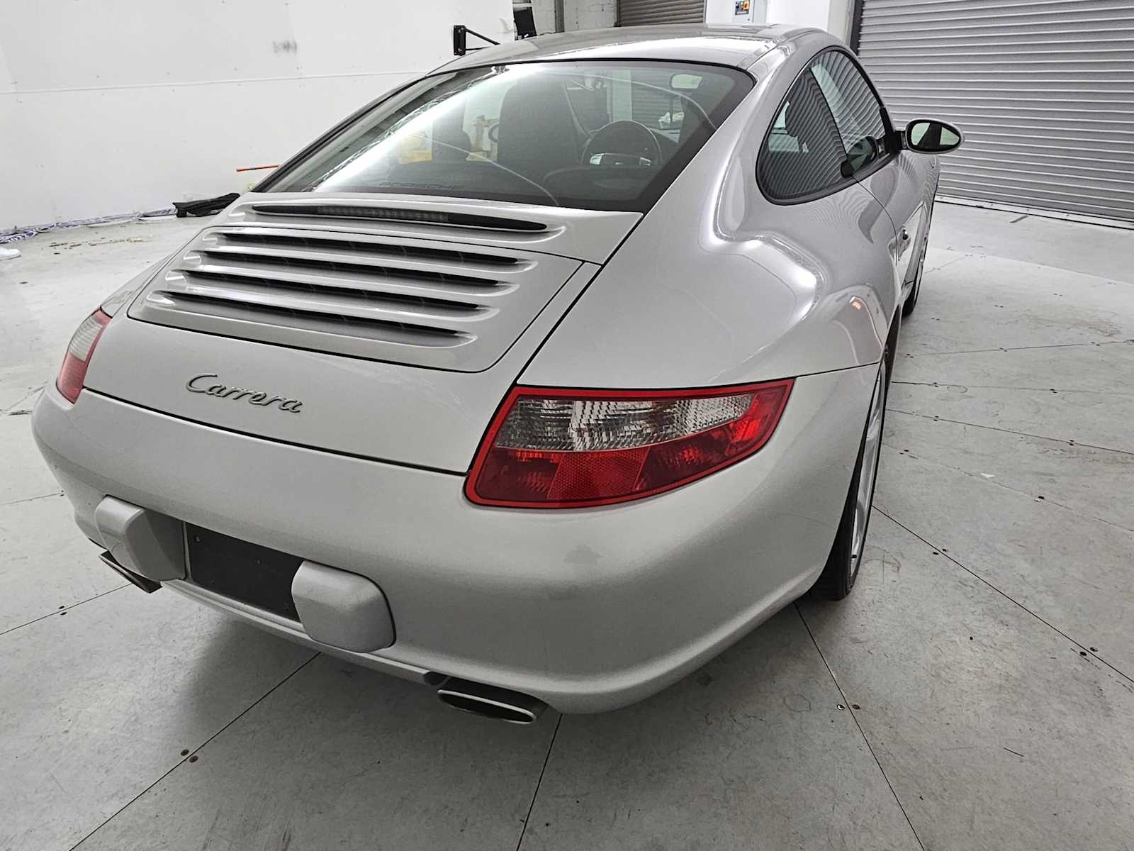 Thumbnail: 2006 Porsche 911 - 6