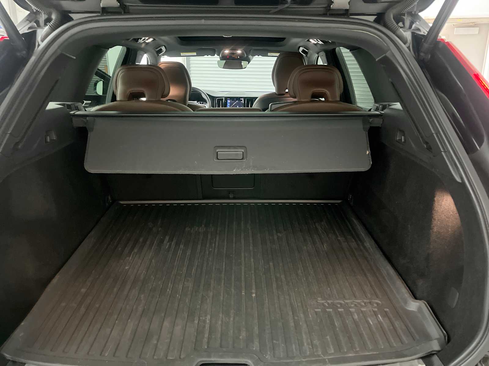 Thumbnail: 2021 Volvo XC60 - 27