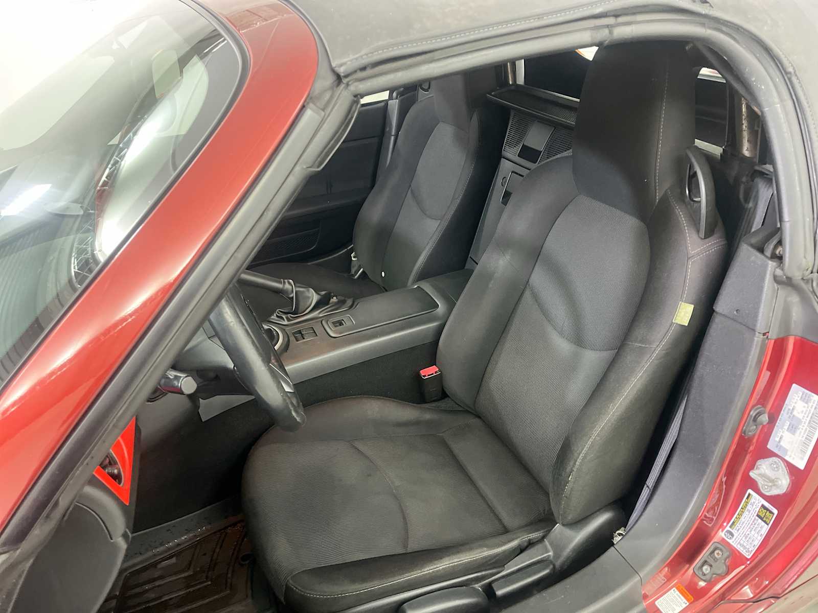 Thumbnail: 2010 Mazda MX-5 Miata - 13