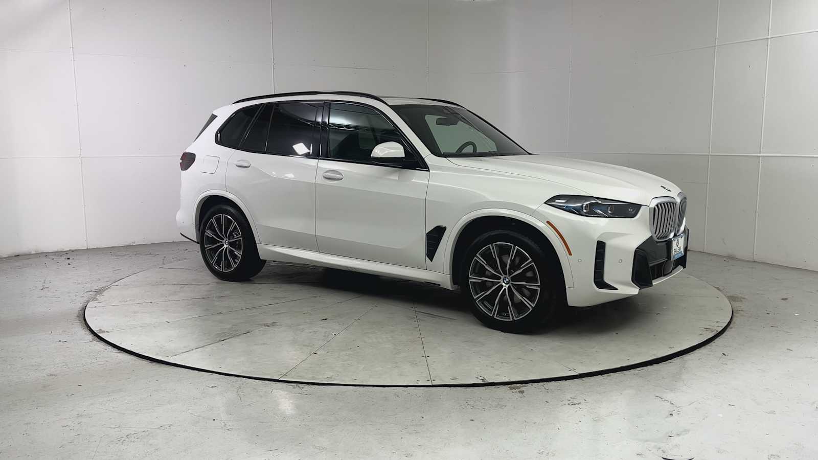 Thumbnail: 2026 BMW X5 - 8