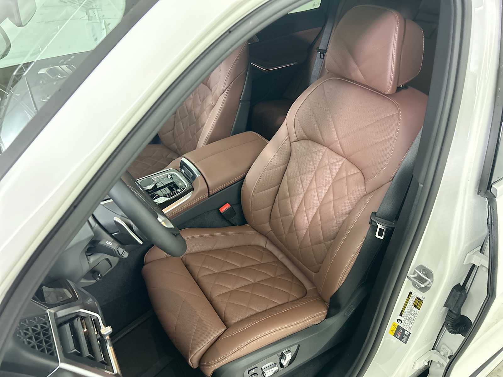 Thumbnail: 2026 BMW X5 - 13