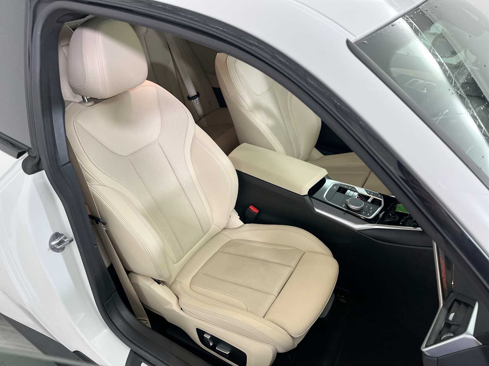 Thumbnail: 2023 BMW 2 Series - 26