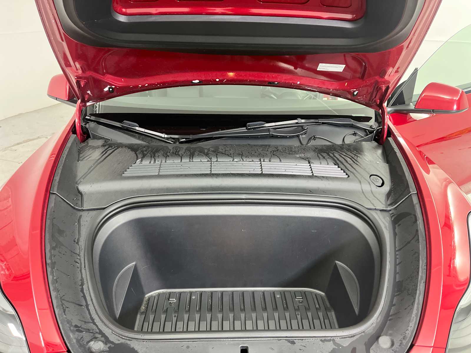 Thumbnail: 2022 Tesla Model Y - 17