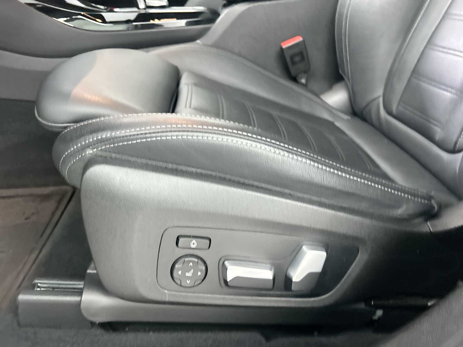 Thumbnail: 2022 BMW X3 - 14