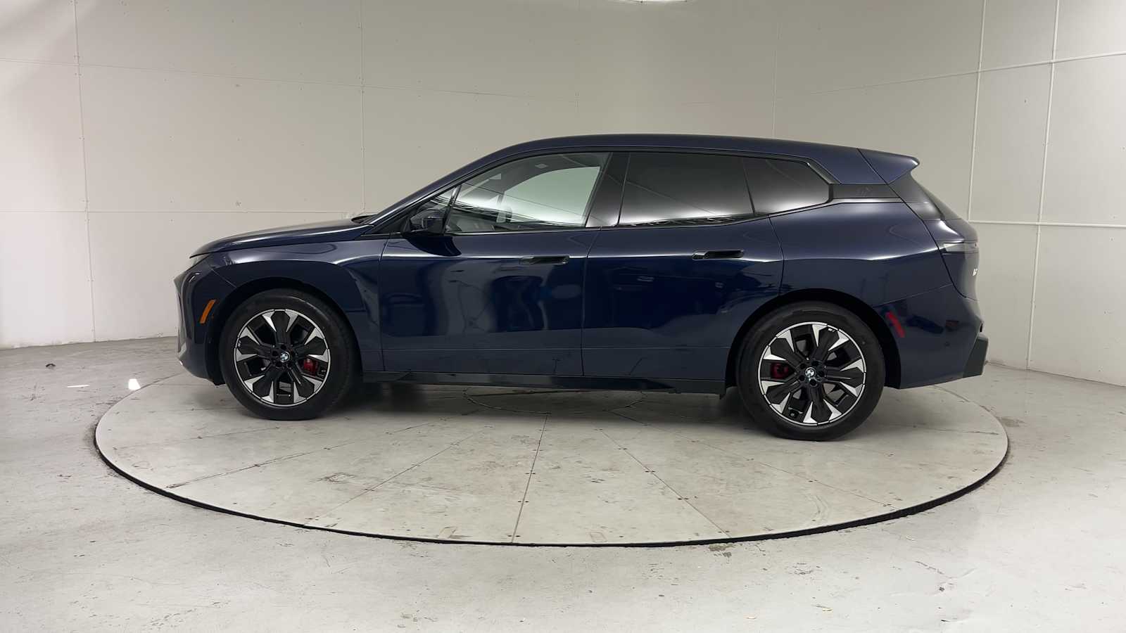 Thumbnail: 2026 BMW iX - 4