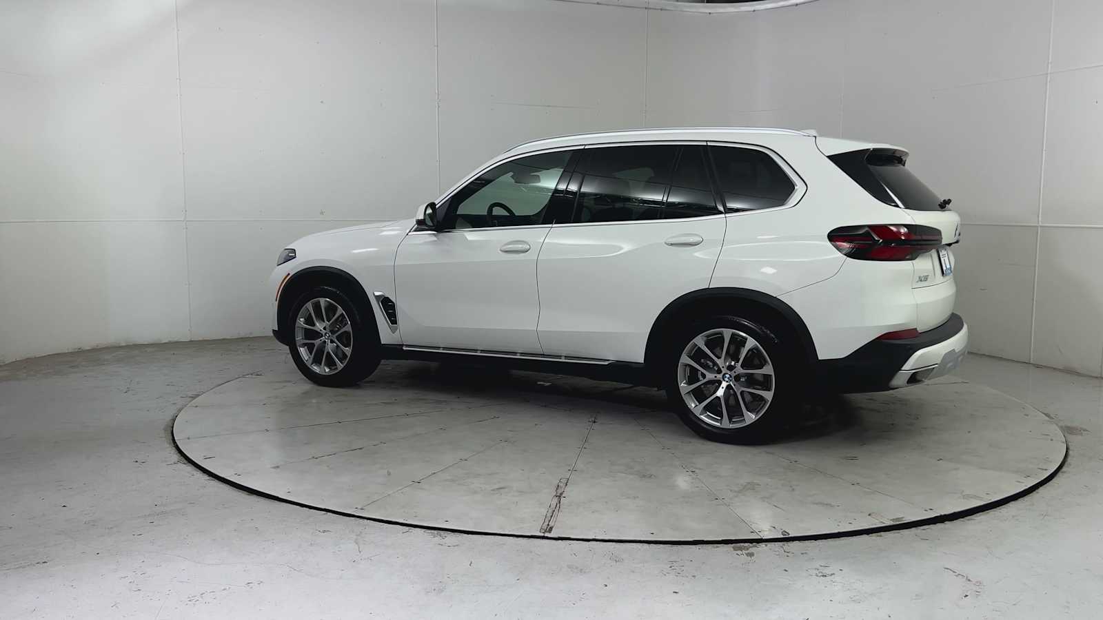 2025 Bmw X5 xDrive40i photo 4