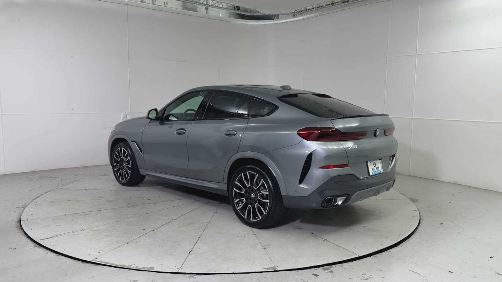Thumbnail: 2026 BMW X6 - 4