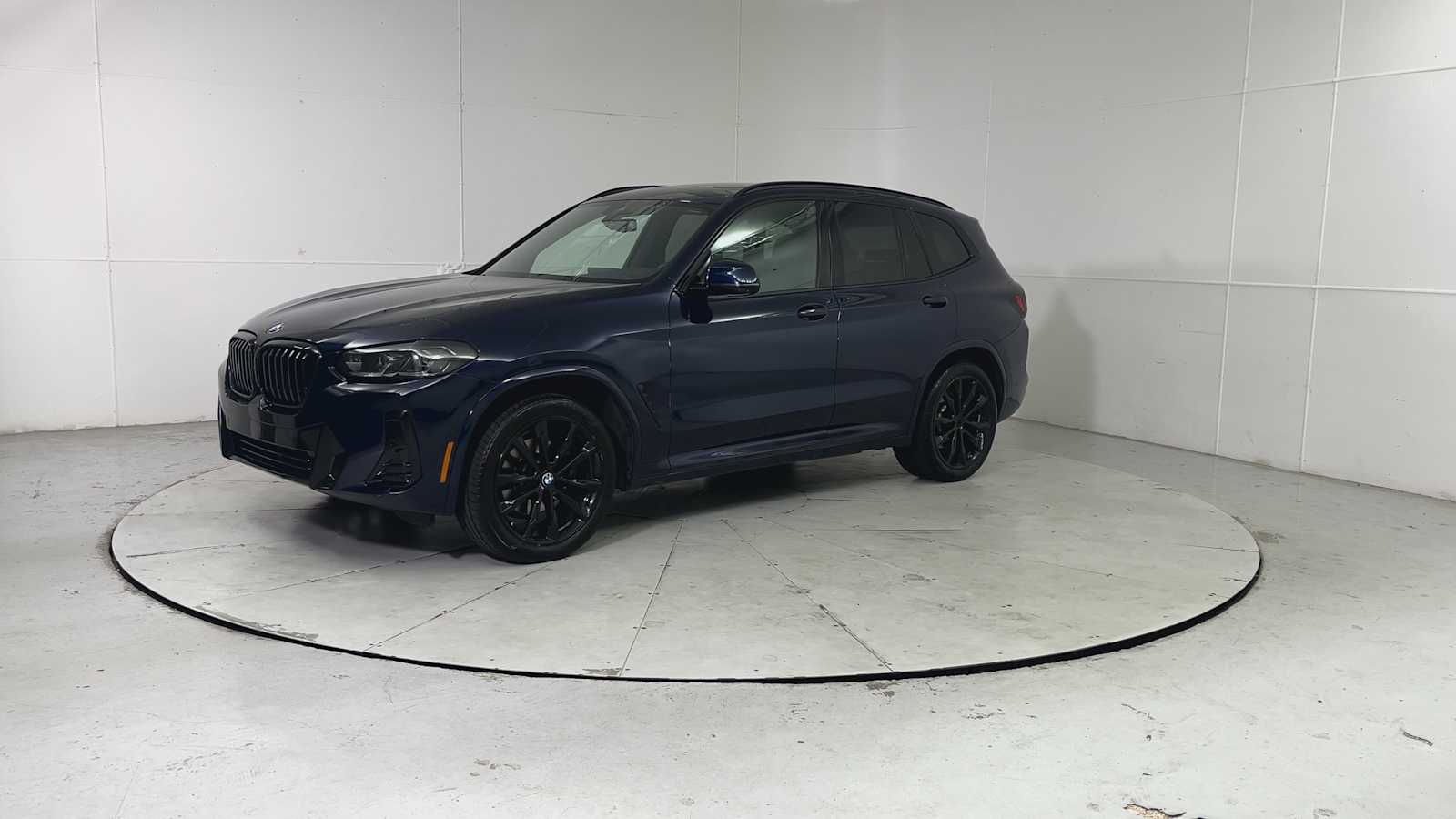 Thumbnail: 2023 BMW X3 - 6