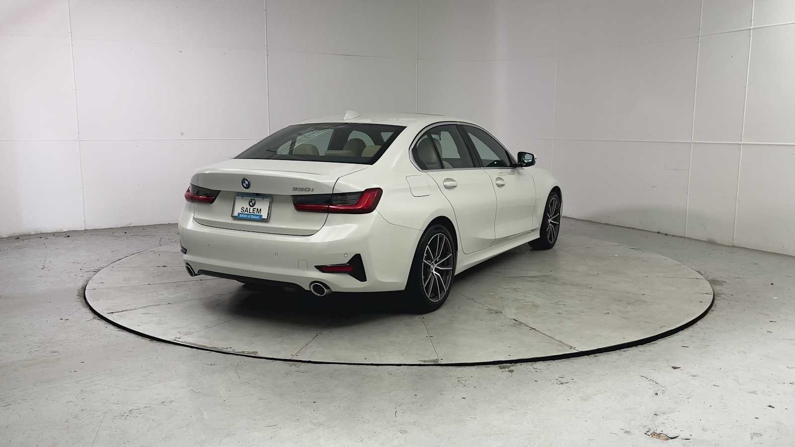 Thumbnail: 2019 BMW 3 Series - 2