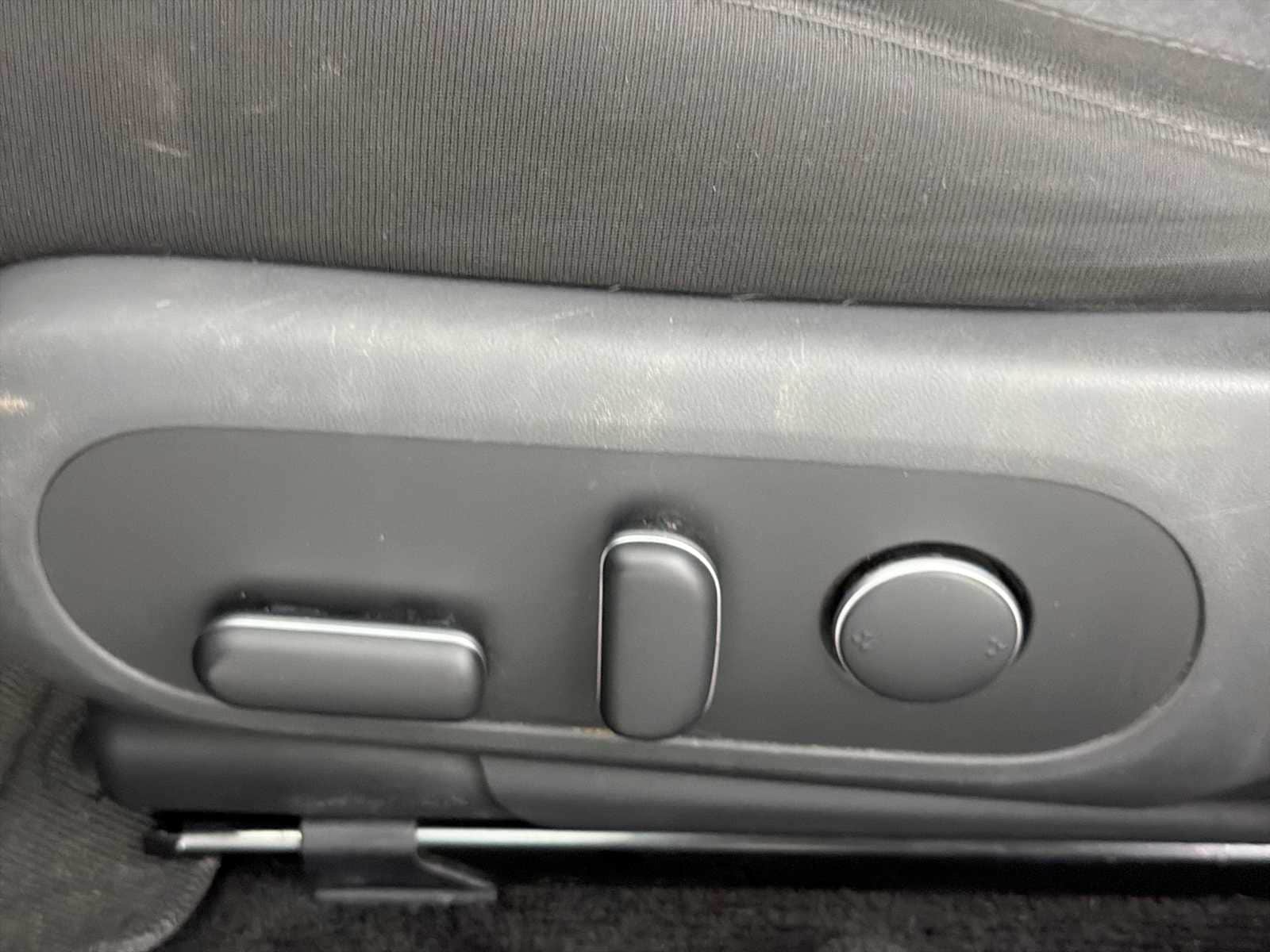 Thumbnail: 2024 Hyundai Ioniq 5 - 13