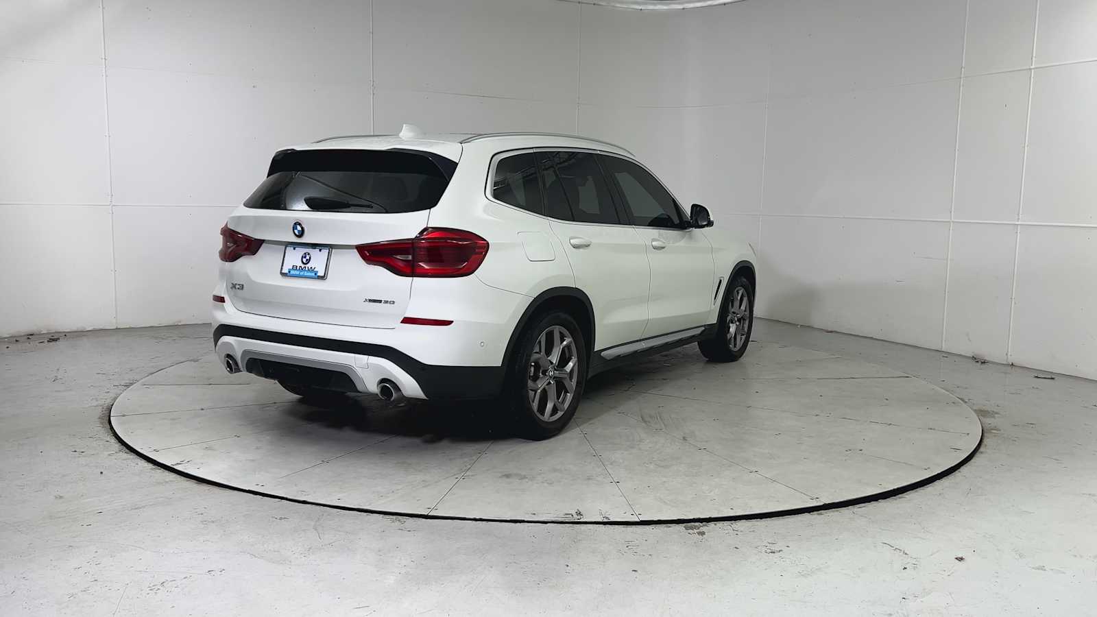 Thumbnail: 2021 BMW X3 - 2