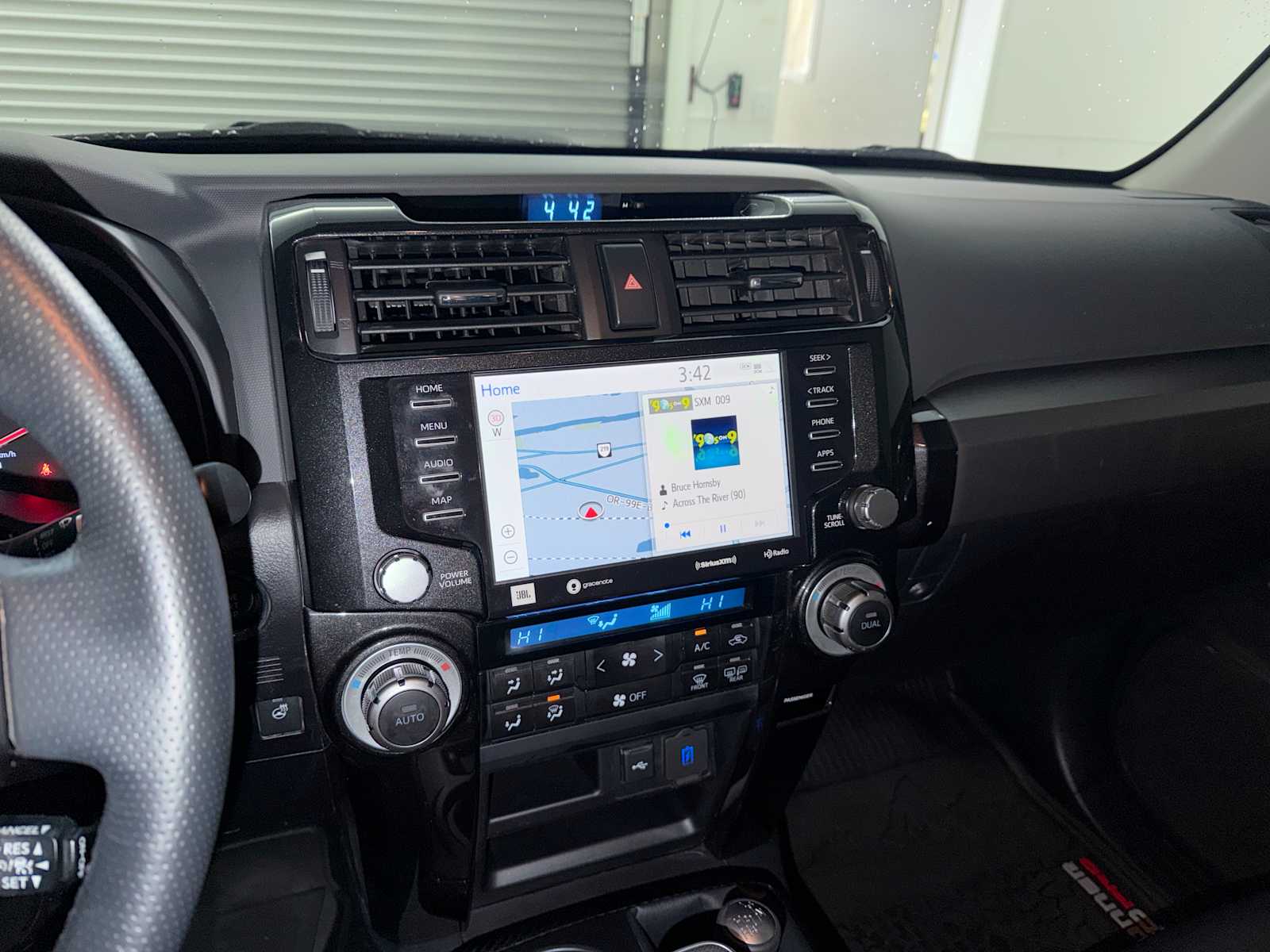 Thumbnail: 2023 Toyota 4Runner - 12