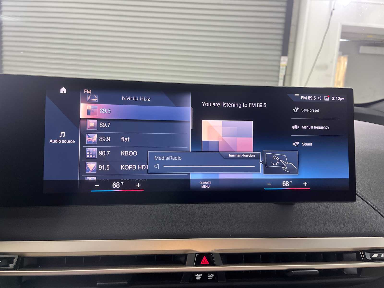 Thumbnail: 2023 BMW iX - 12