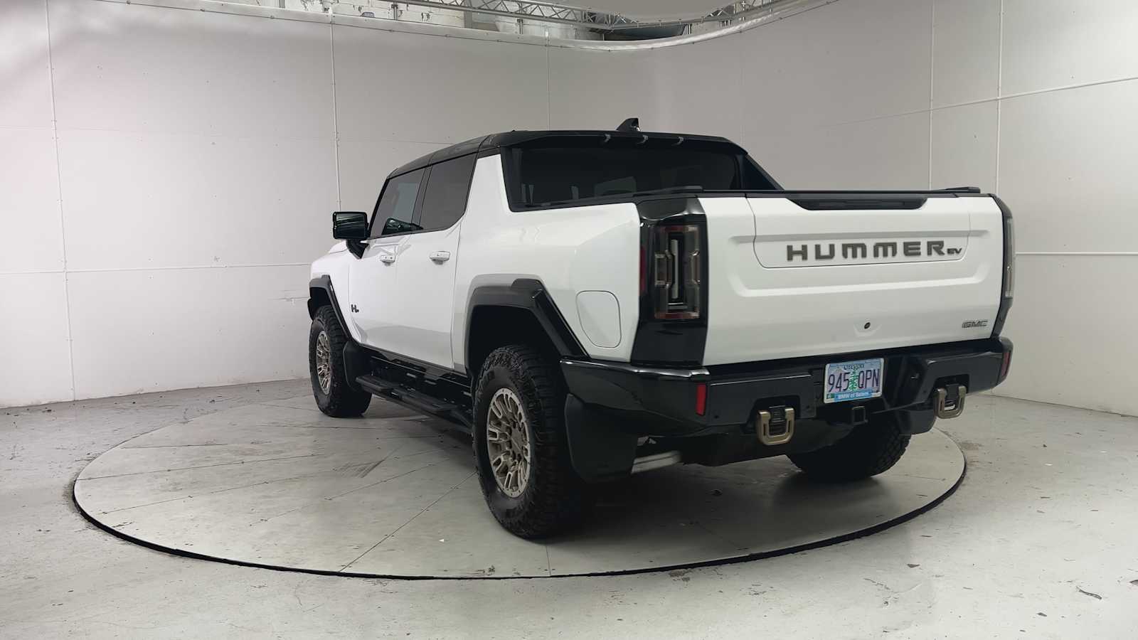 Thumbnail: 2022 GMC Hummer EV - 3