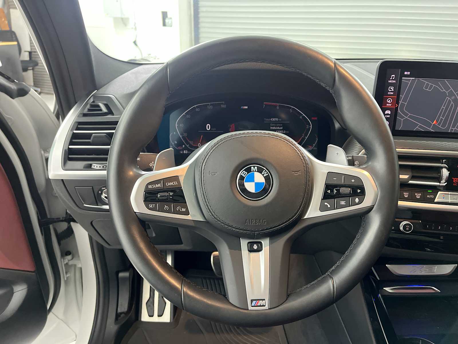 Thumbnail: 2023 BMW X3 - 17