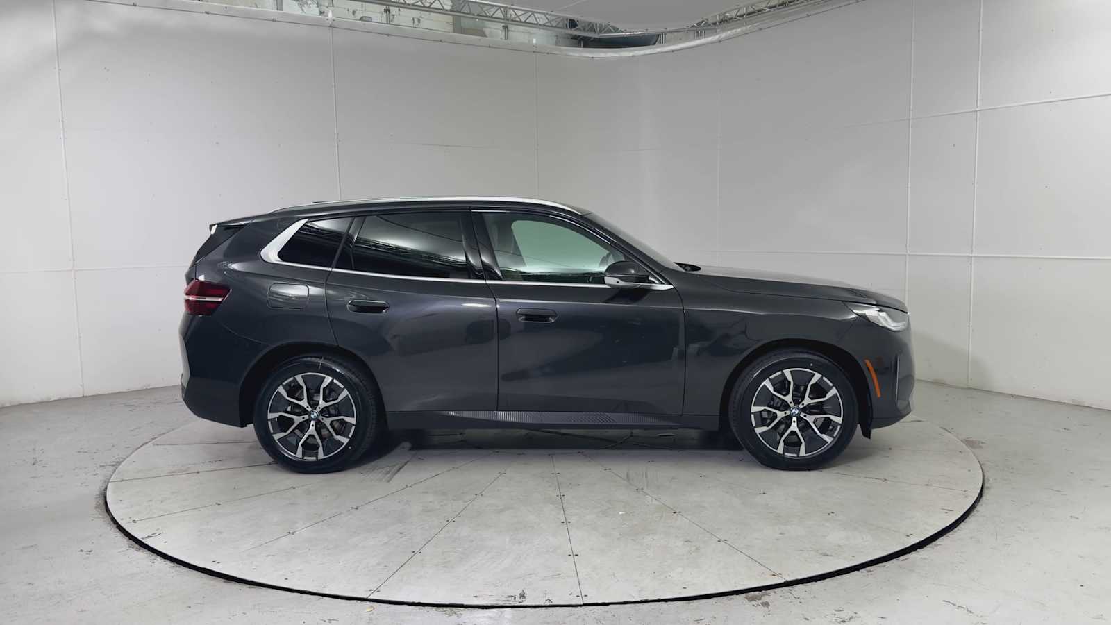 Thumbnail: 2026 BMW X3 - 9
