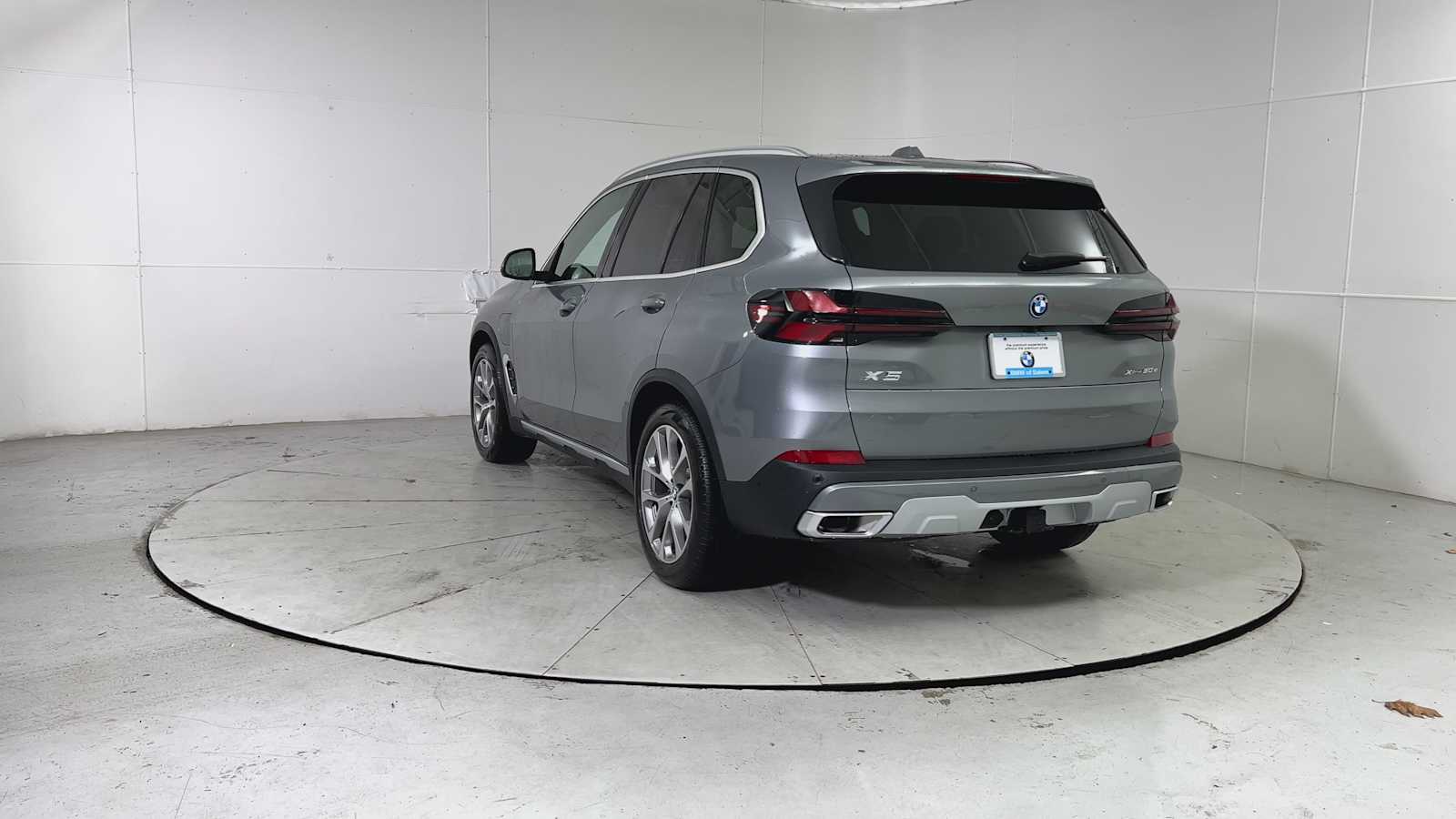 Thumbnail: 2026 BMW X5 - 3