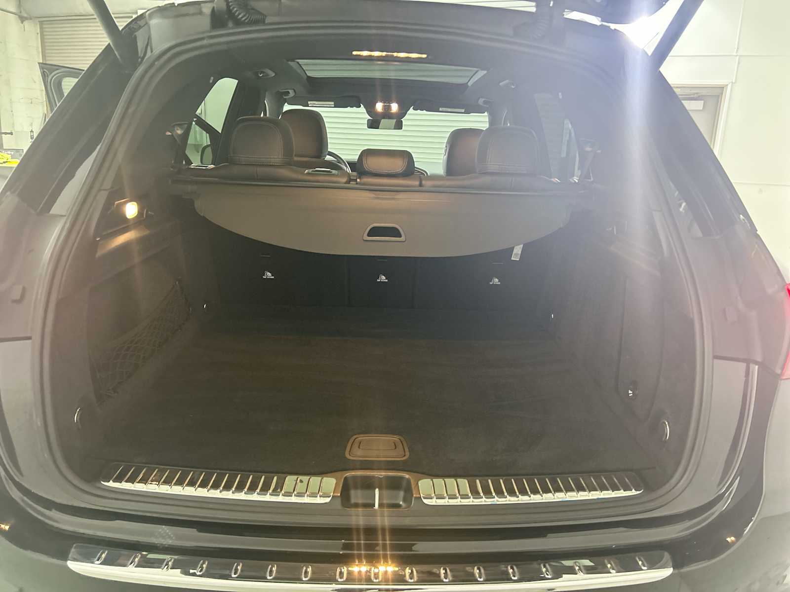 Thumbnail: 2025 Mercedes-Benz GLE - 21