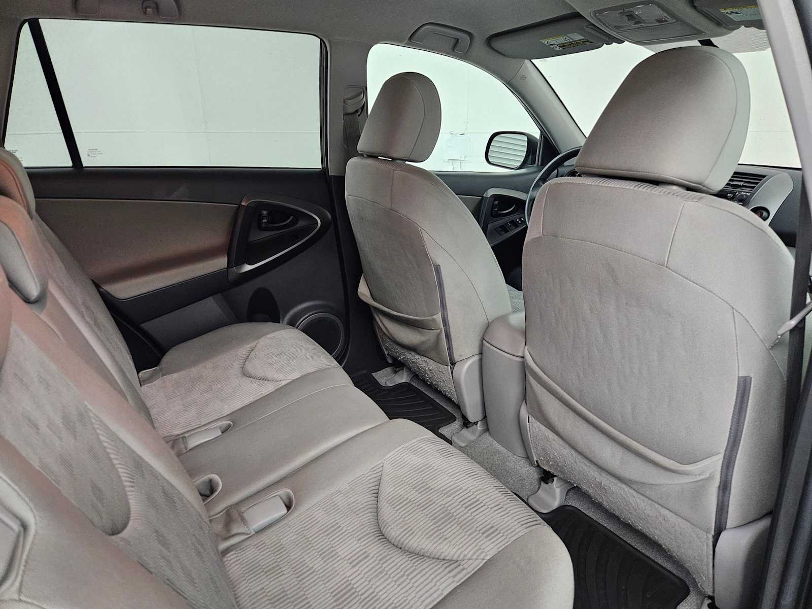 Thumbnail: 2011 Toyota RAV4 - 18