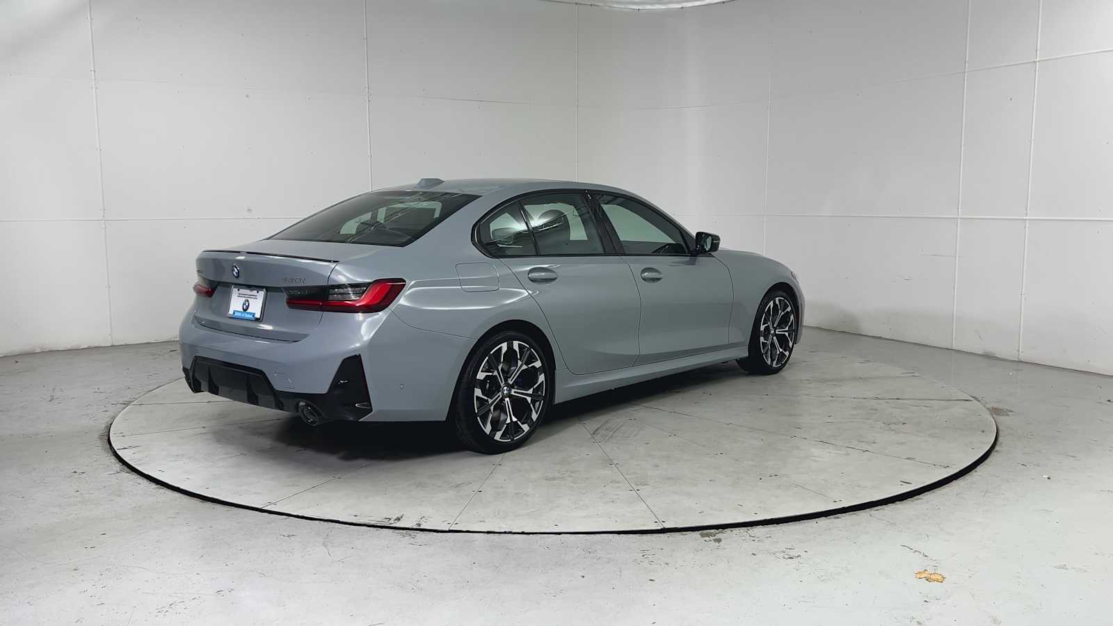 Thumbnail: 2026 BMW 3 Series - 2