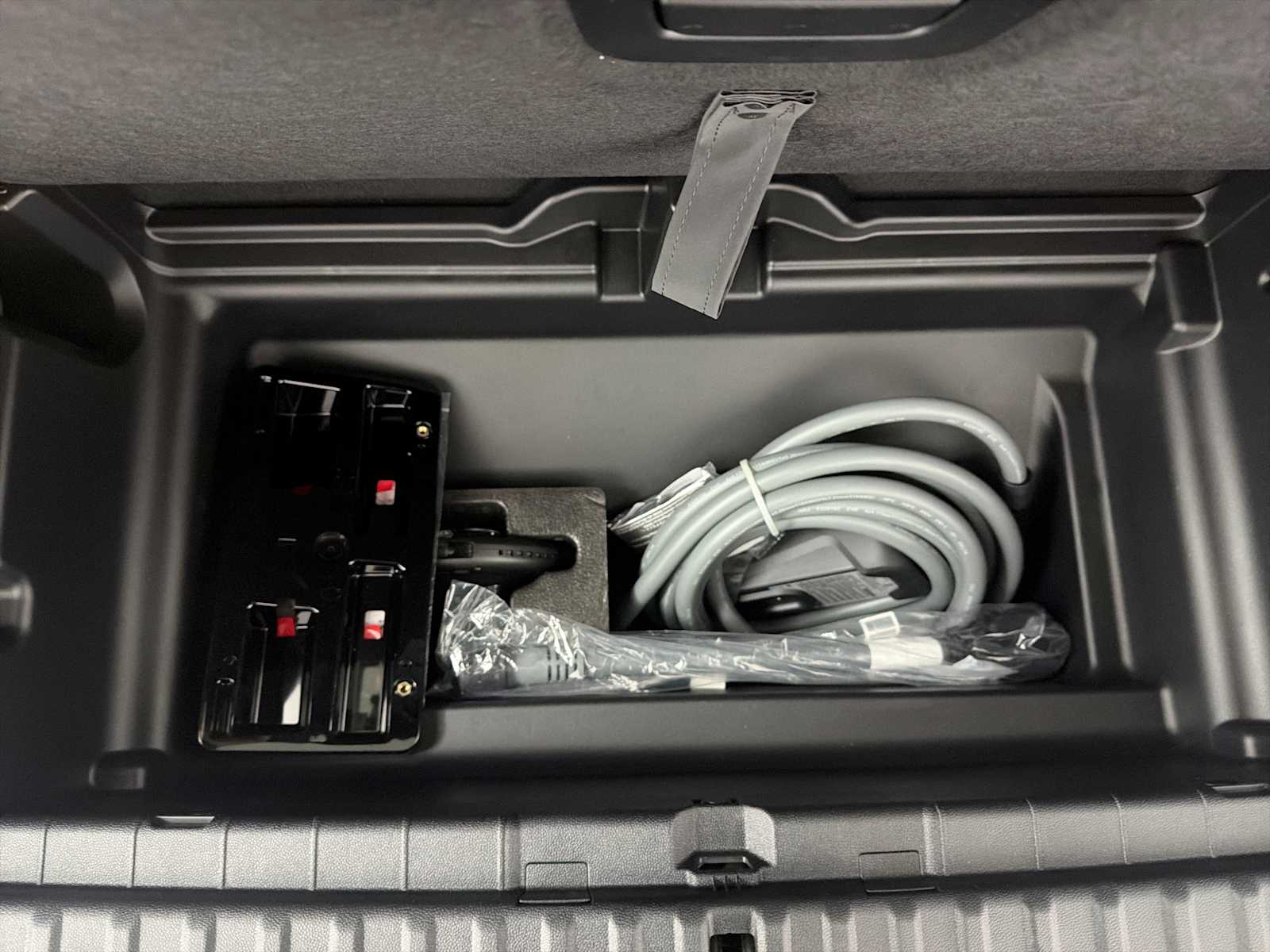 Thumbnail: 2026 BMW iX - 28