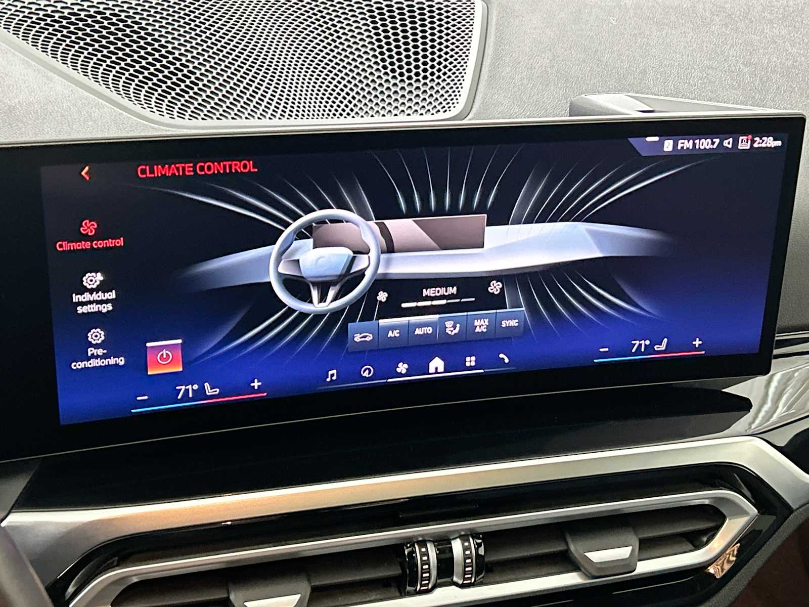 Thumbnail: 2024 BMW i4 - 17