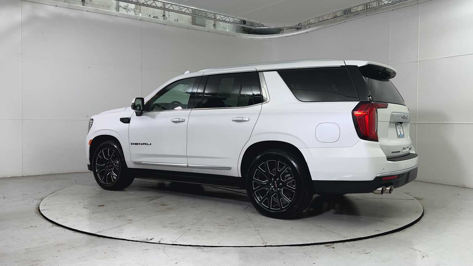 2024 Gmc Yukon Denali photo 4