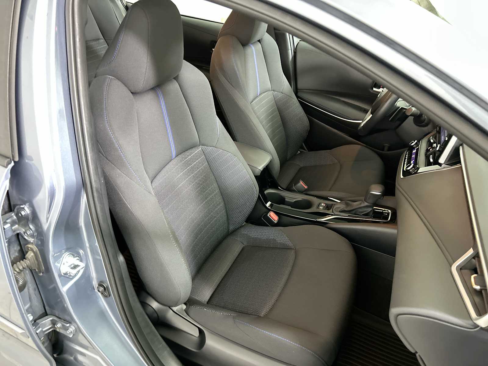 Thumbnail: 2021 Toyota Corolla - 25