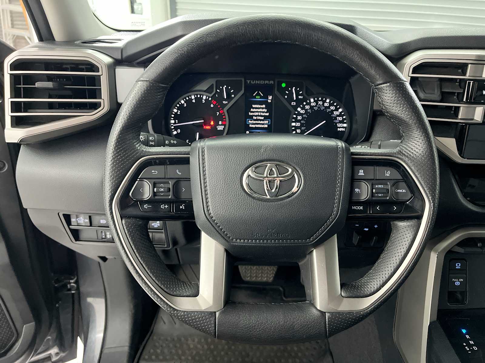 Thumbnail: 2023 Toyota Tundra - 11