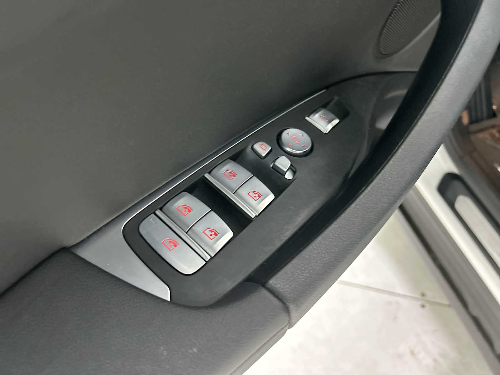 Thumbnail: 2021 BMW X3 - 15