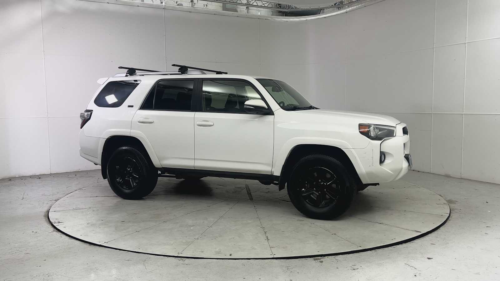 Thumbnail: 2018 Toyota 4Runner - 8