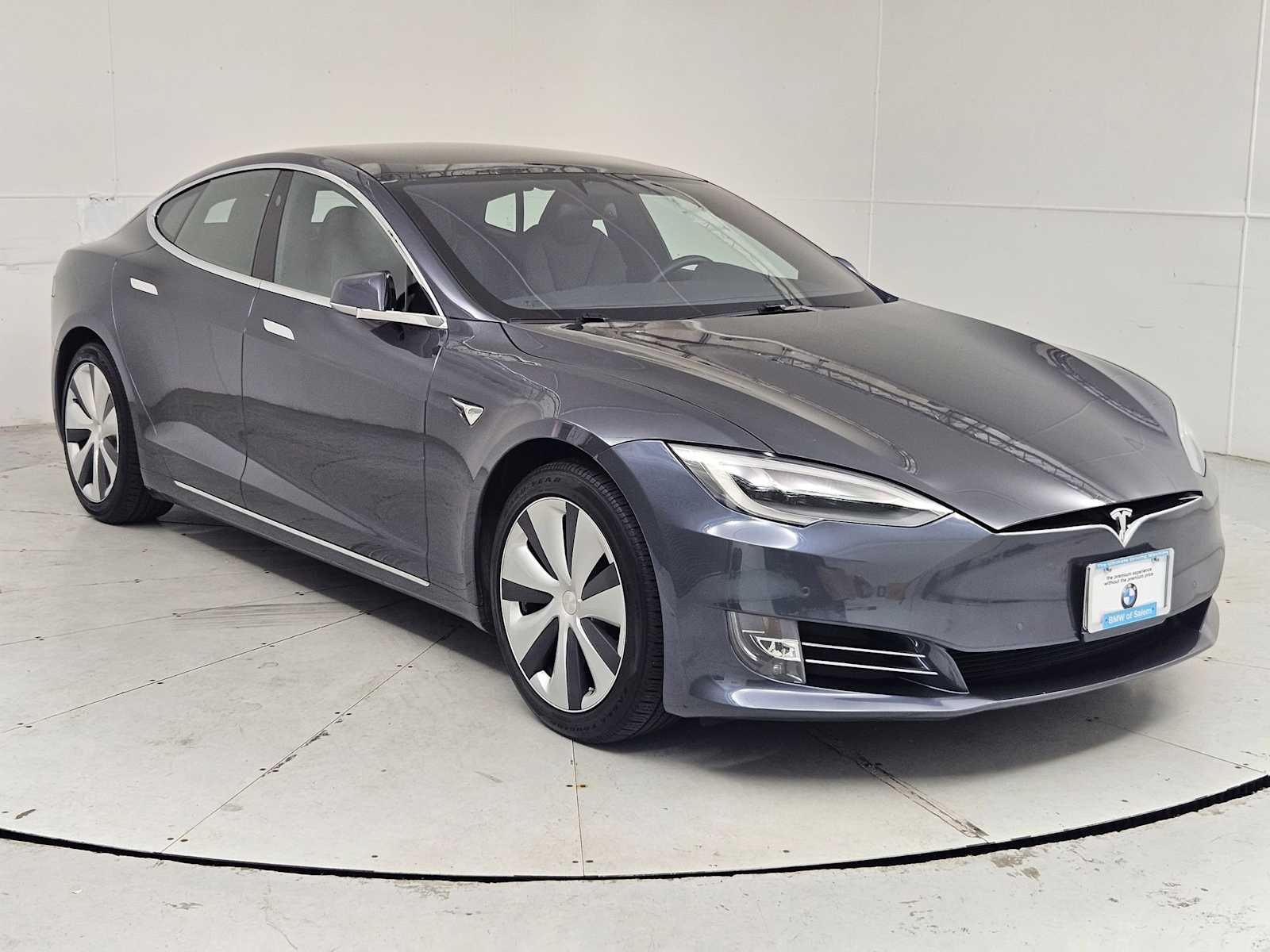 Thumbnail: 2020 Tesla Model S - 8