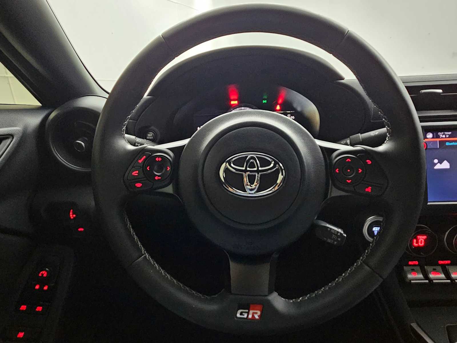Thumbnail: 2023 Toyota GR86 - 14