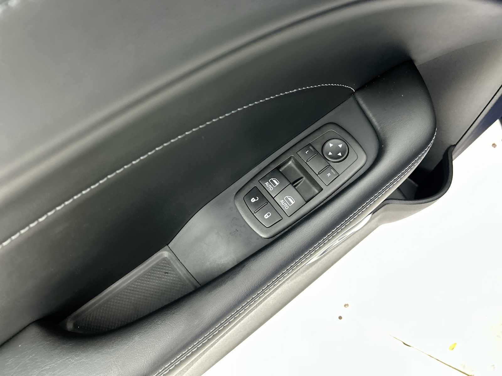 Thumbnail: 2021 Dodge Challenger - 15