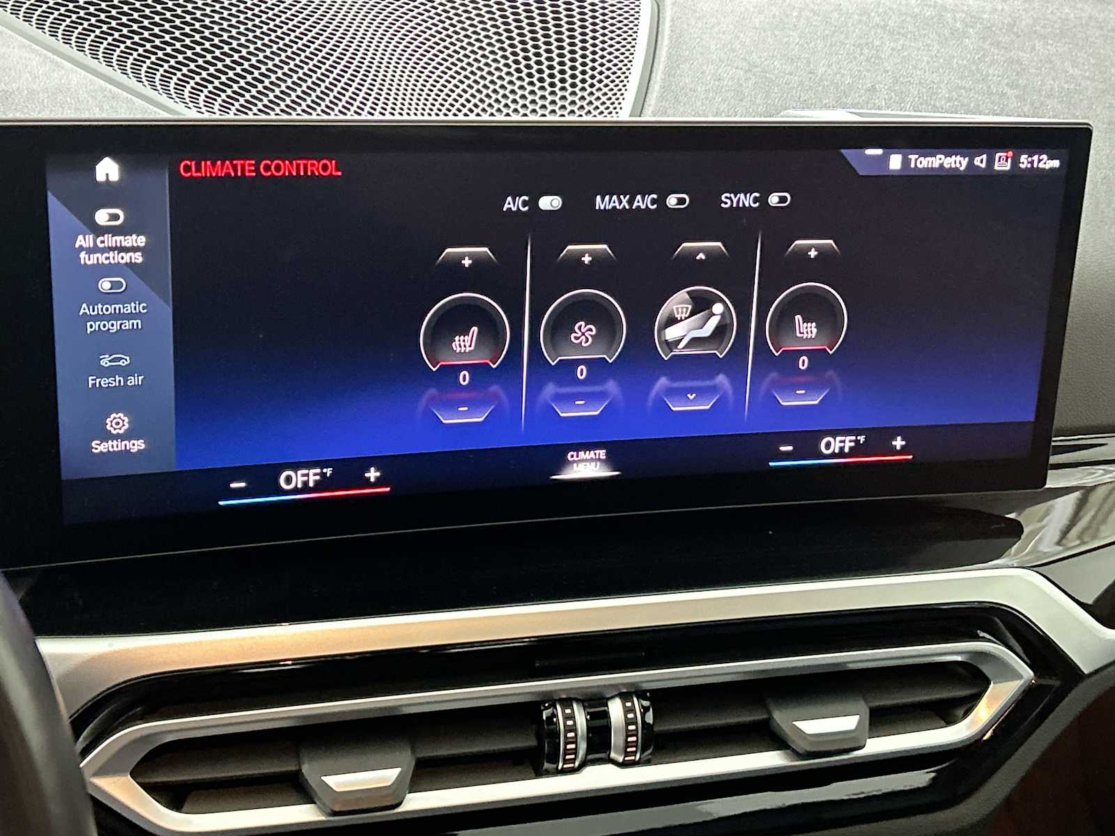 Thumbnail: 2023 BMW i4 - 17