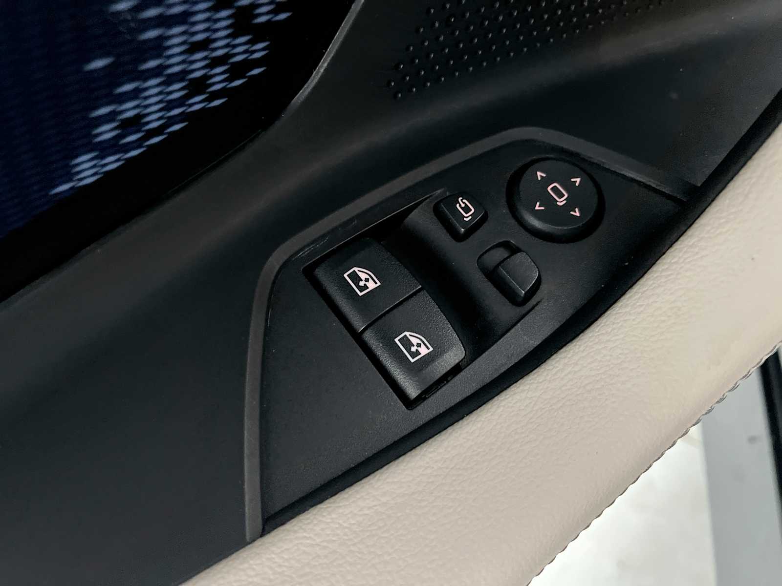 Thumbnail: 2023 BMW 2 Series - 15